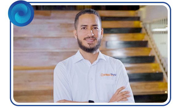 Hombre trabajador de la empresa Connectnova