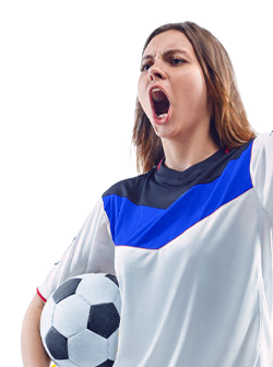 Joven emocionada por la Copa Mundial 2024