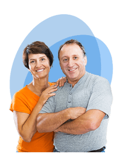 Pareja felices por su tarjeta de crédito Amigos de la Experiencia